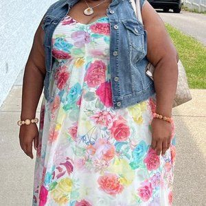 ISO this torrid maxi dress in a size 2 - this item is NOT for sale.